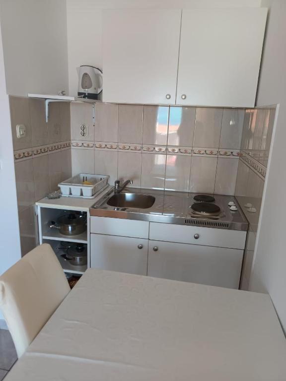 Studio Apartments Marica ブロダリツァ エクステリア 写真