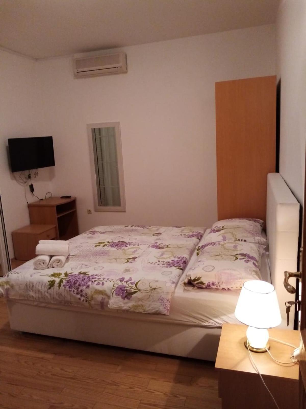 Studio Apartments Marica ブロダリツァ エクステリア 写真