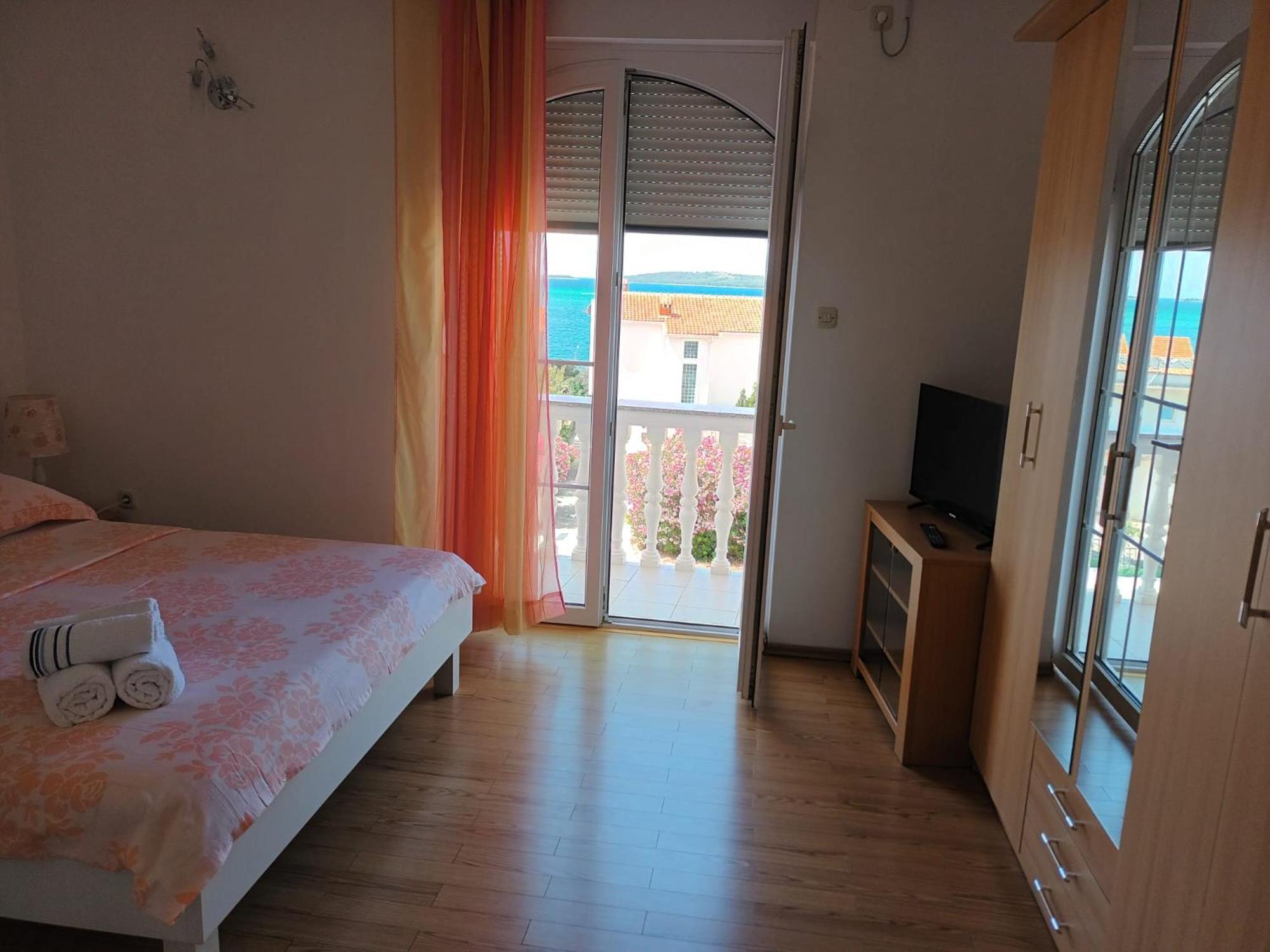 Studio Apartments Marica ブロダリツァ エクステリア 写真