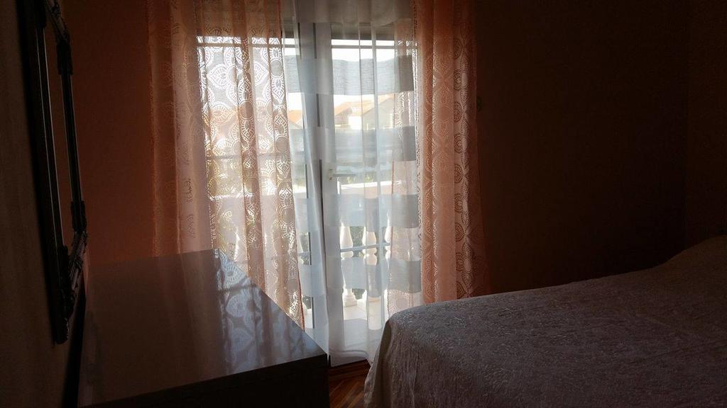 Studio Apartments Marica ブロダリツァ エクステリア 写真